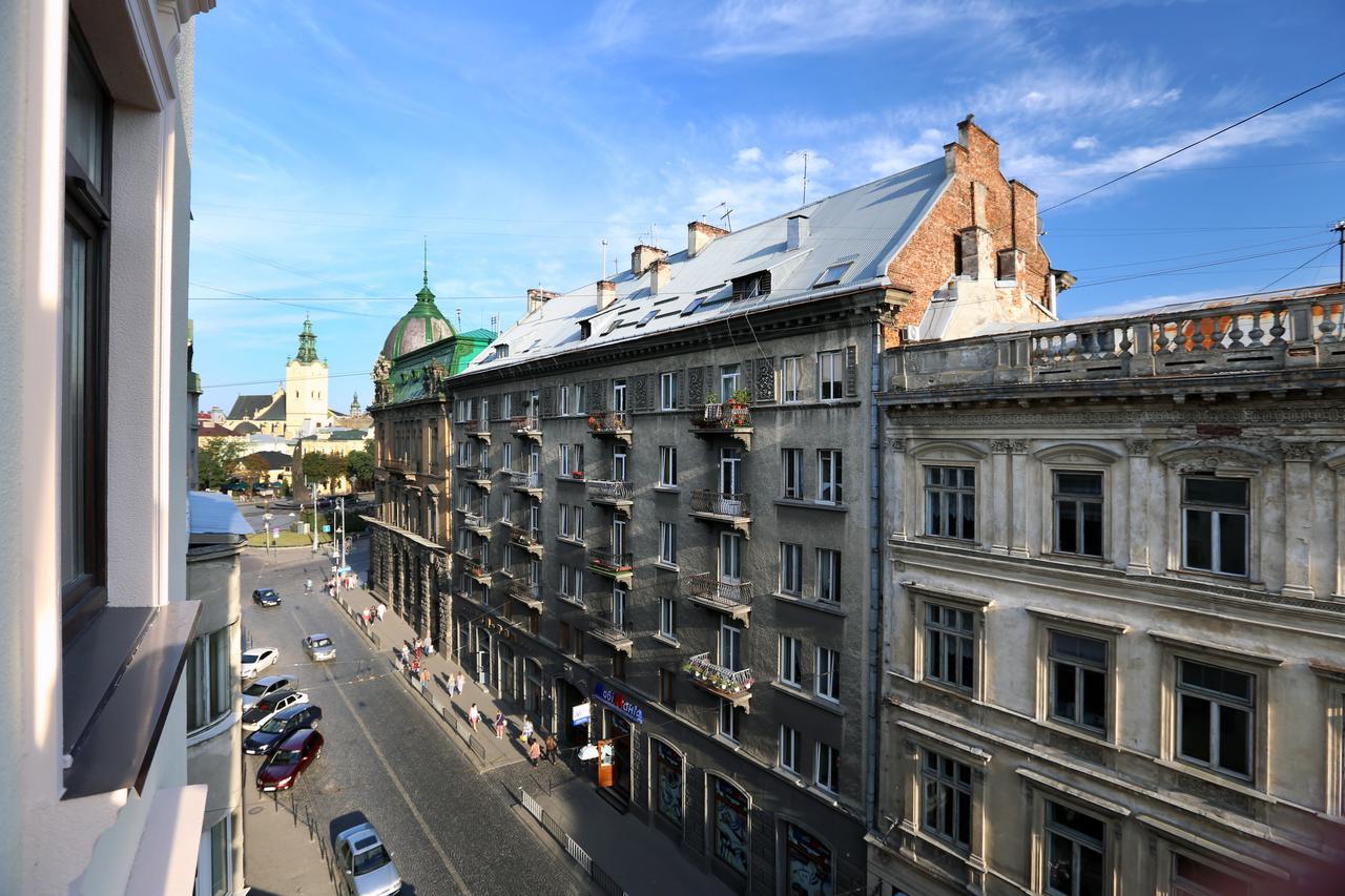 Jam Hotel Hnatyuka Lviv Bagian luar foto