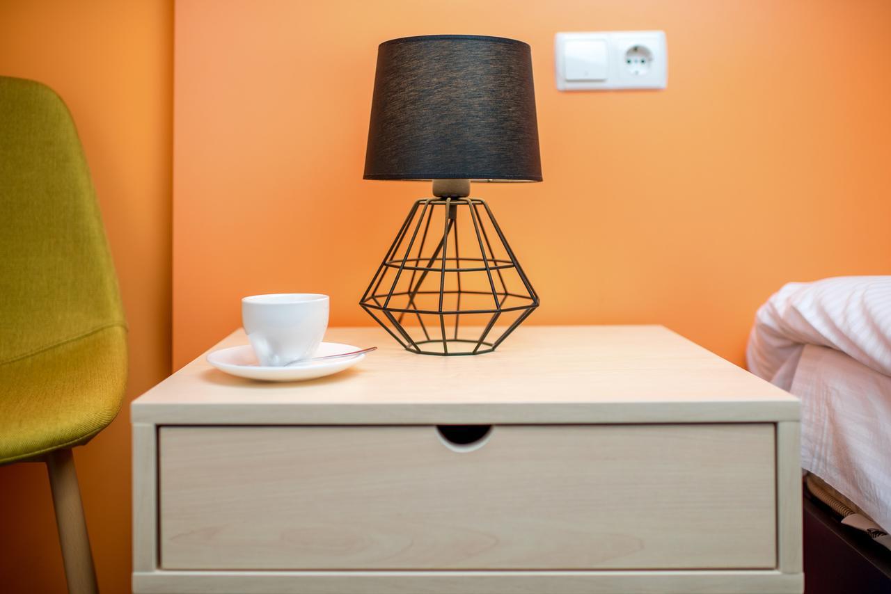 Jam Hotel Hnatyuka Lviv Bagian luar foto
