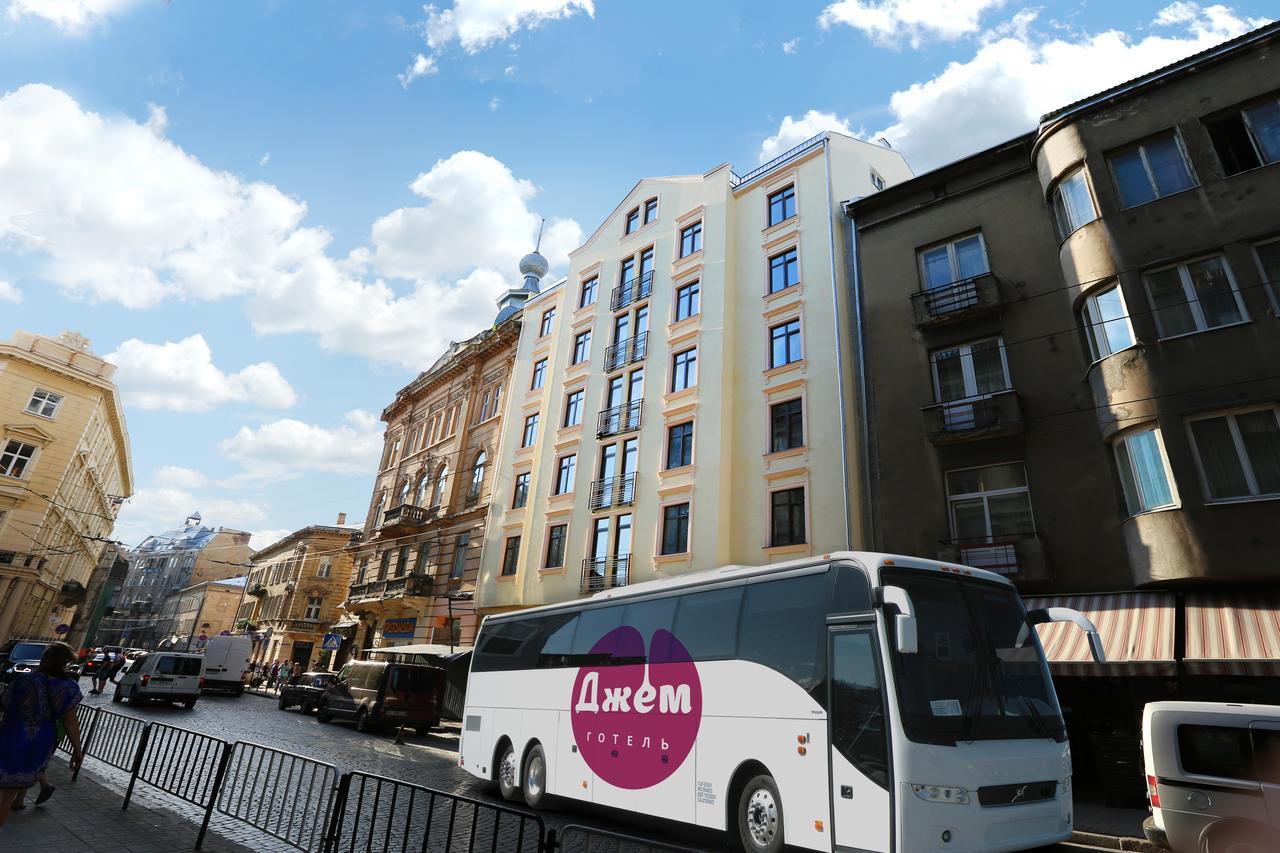Jam Hotel Hnatyuka Lviv Bagian luar foto