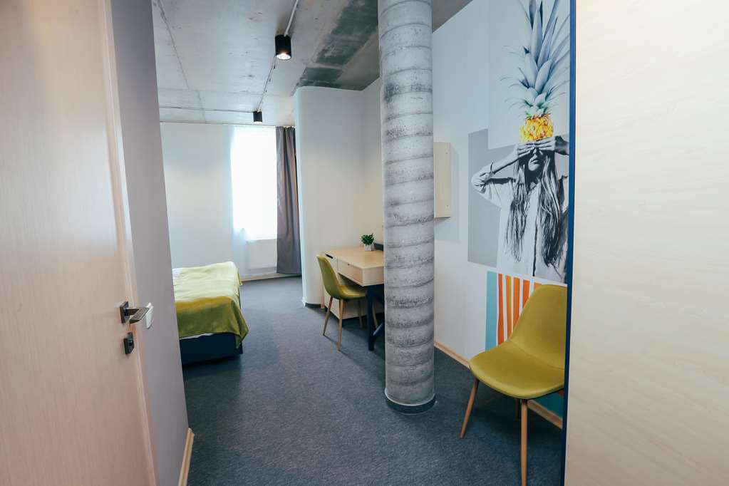 Jam Hotel Hnatyuka Lviv Ruang foto