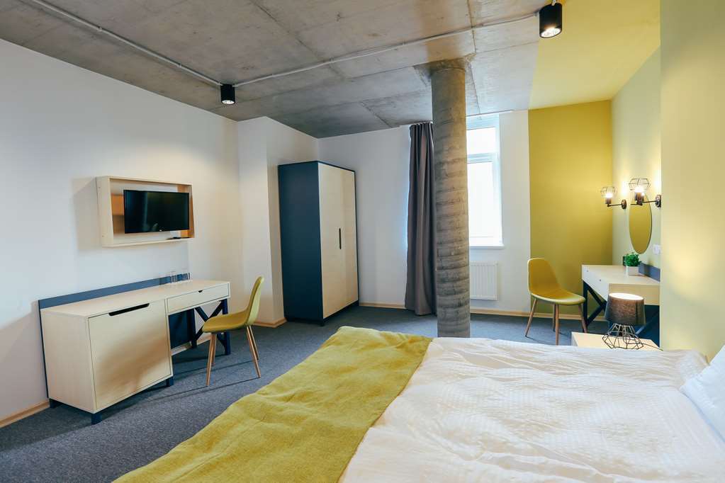 Jam Hotel Hnatyuka Lviv Ruang foto