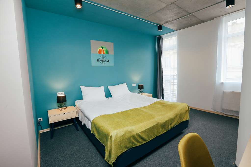 Jam Hotel Hnatyuka Lviv Ruang foto